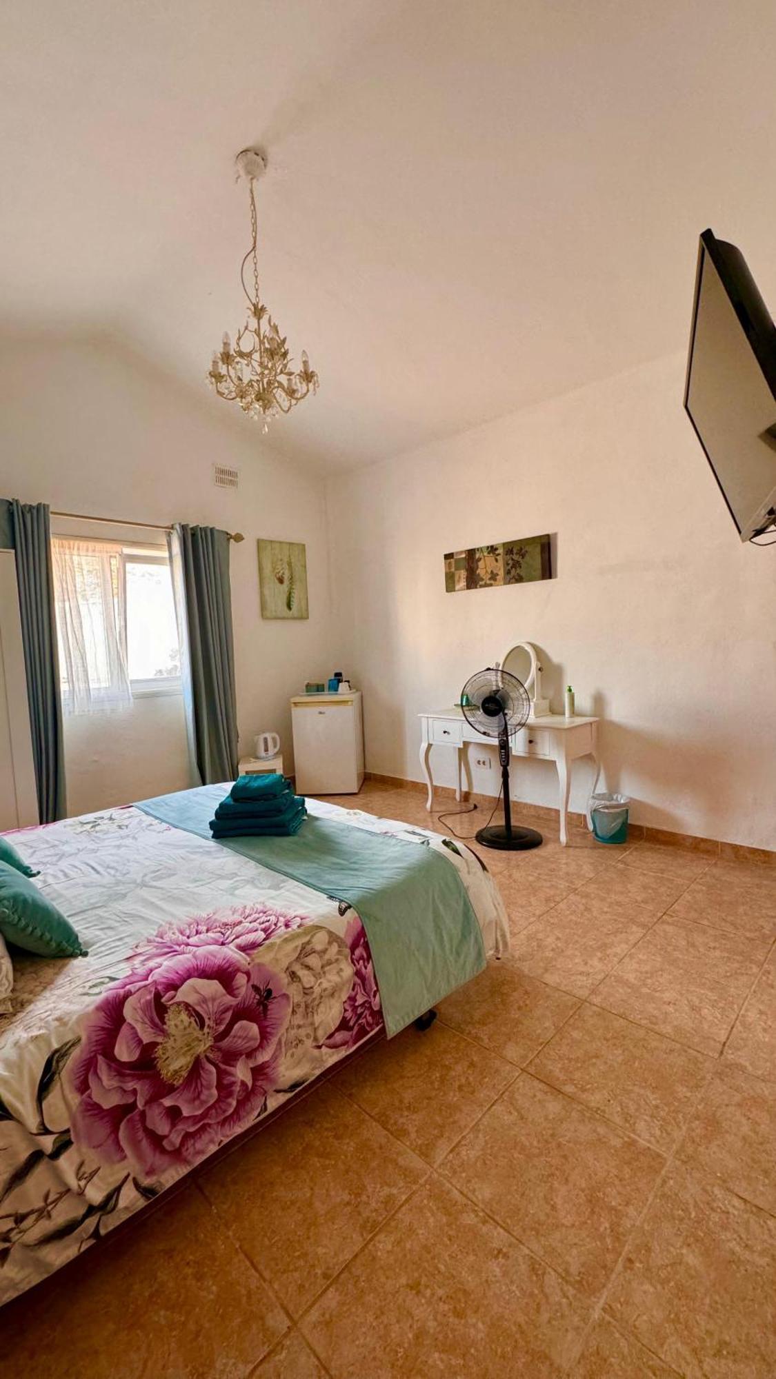Villa Feliza Güime エクステリア 写真